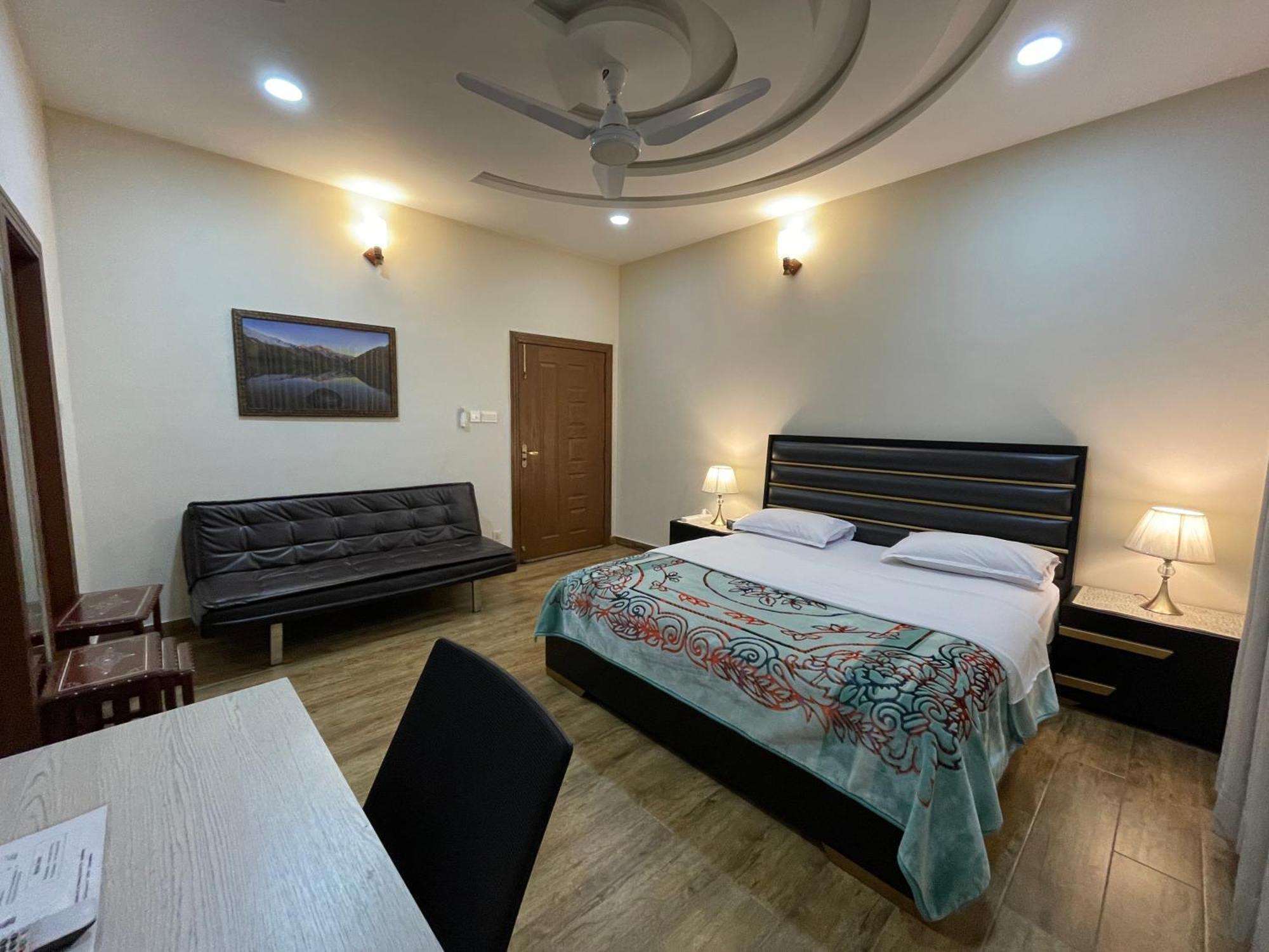 Alpha Guest House Rawalpindi Buitenkant foto