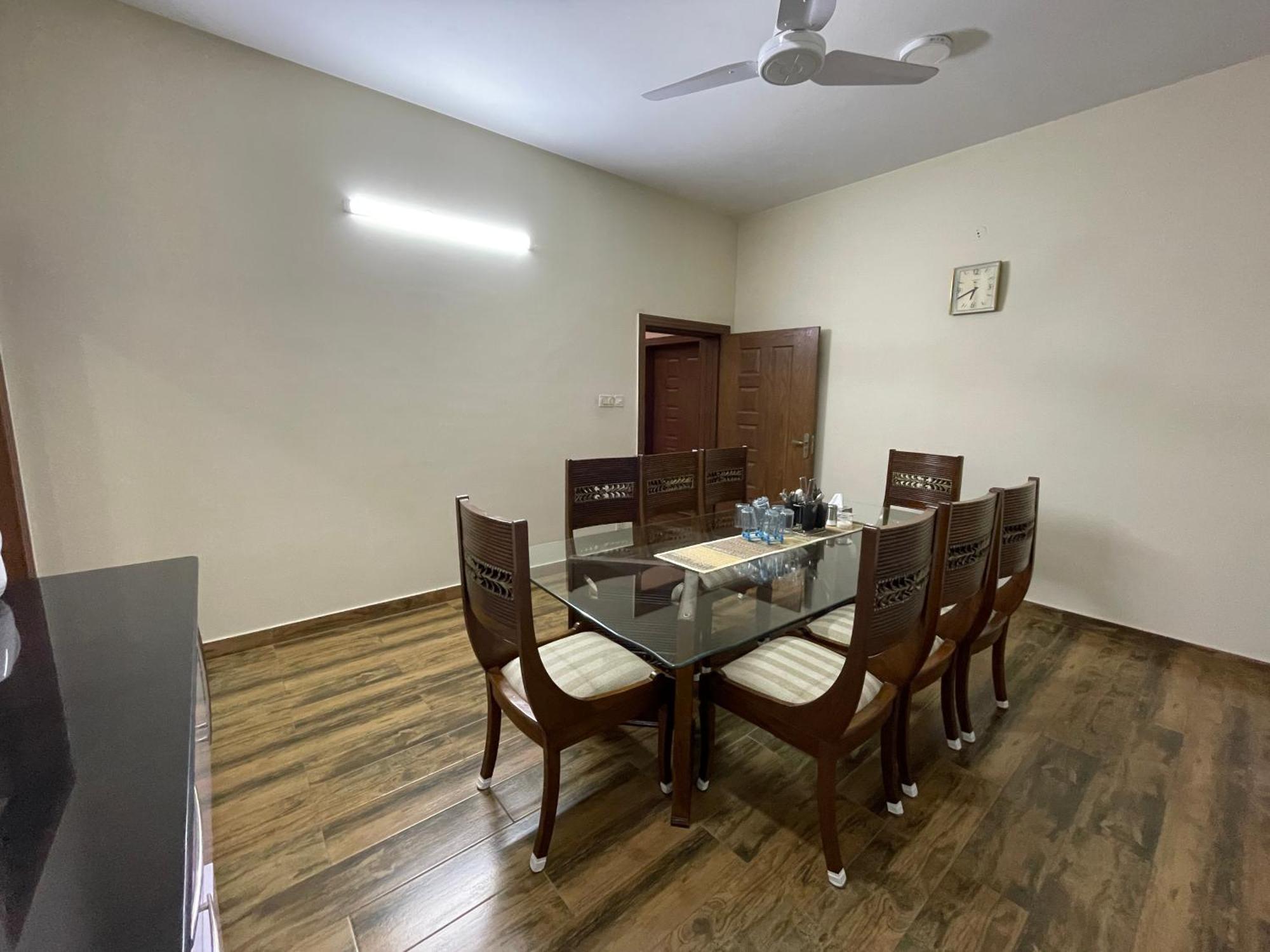 Alpha Guest House Rawalpindi Buitenkant foto