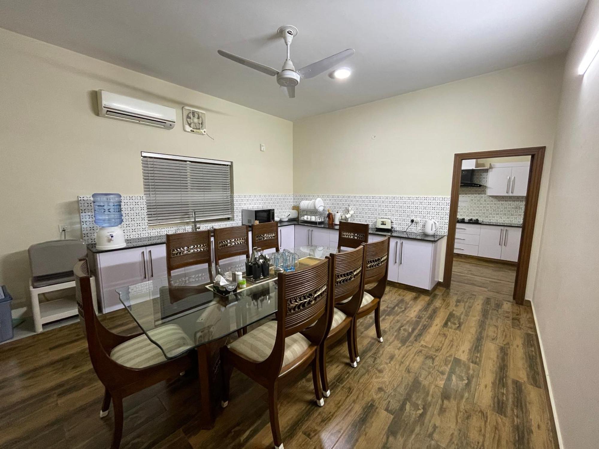 Alpha Guest House Rawalpindi Buitenkant foto