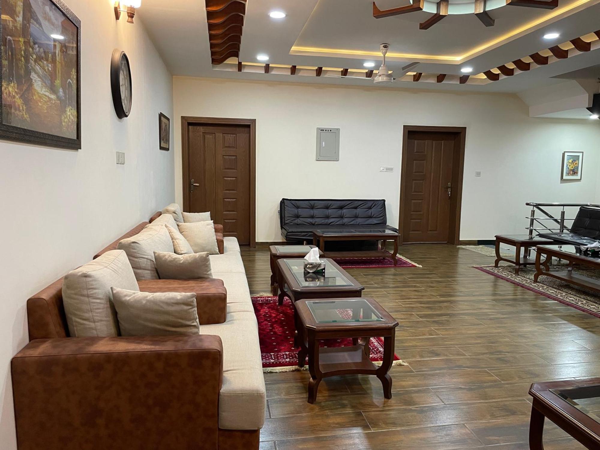 Alpha Guest House Rawalpindi Buitenkant foto