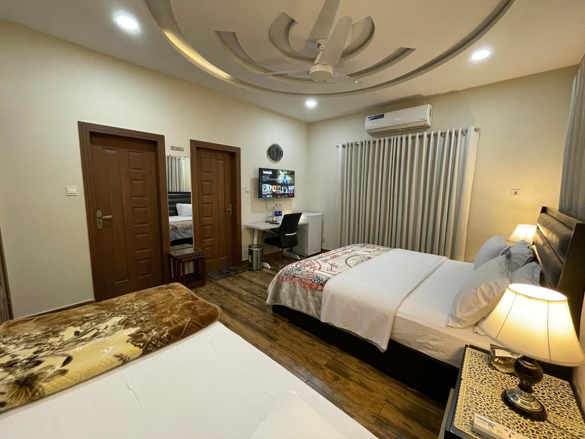 Alpha Guest House Rawalpindi Buitenkant foto