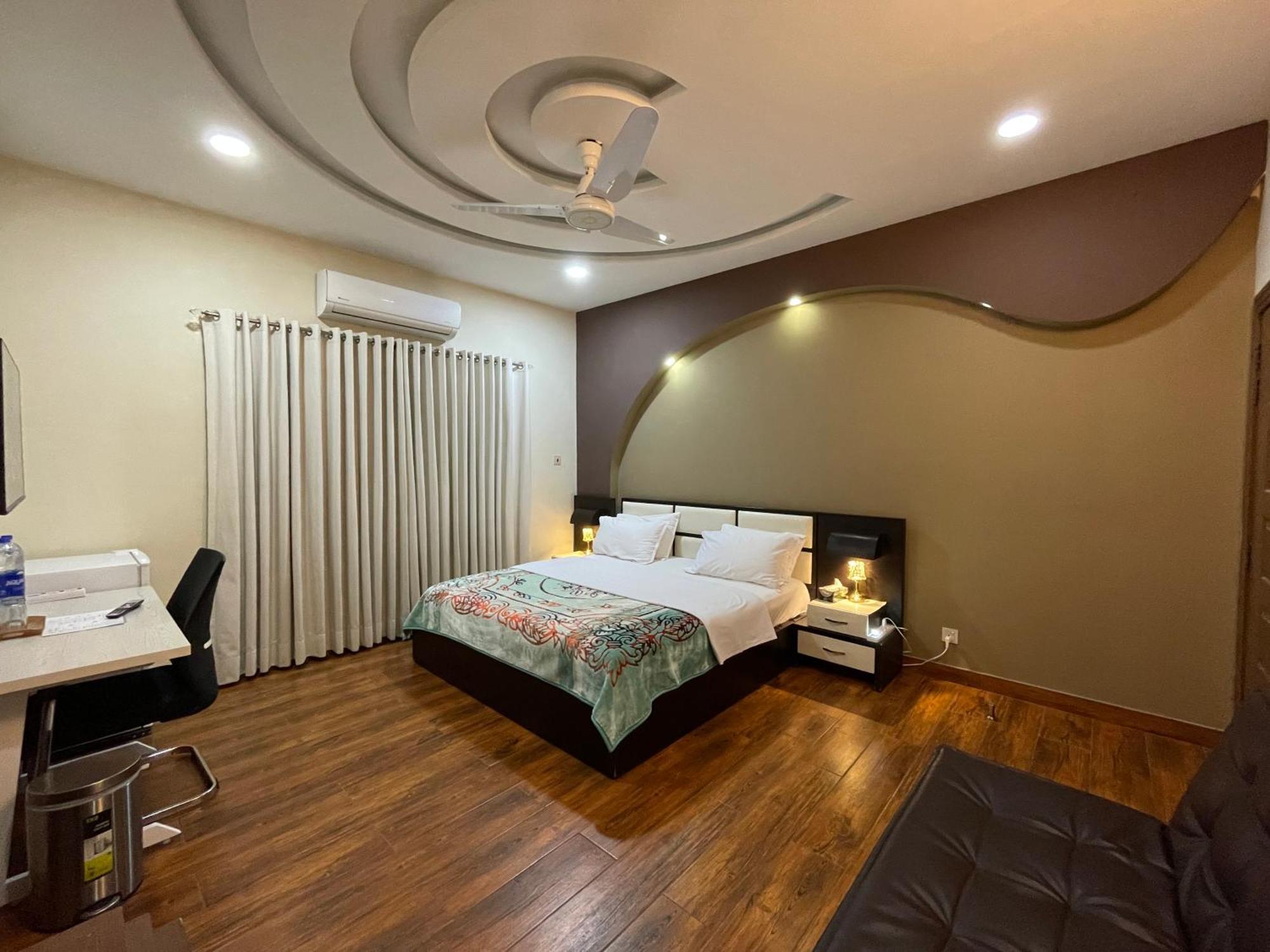 Alpha Guest House Rawalpindi Buitenkant foto