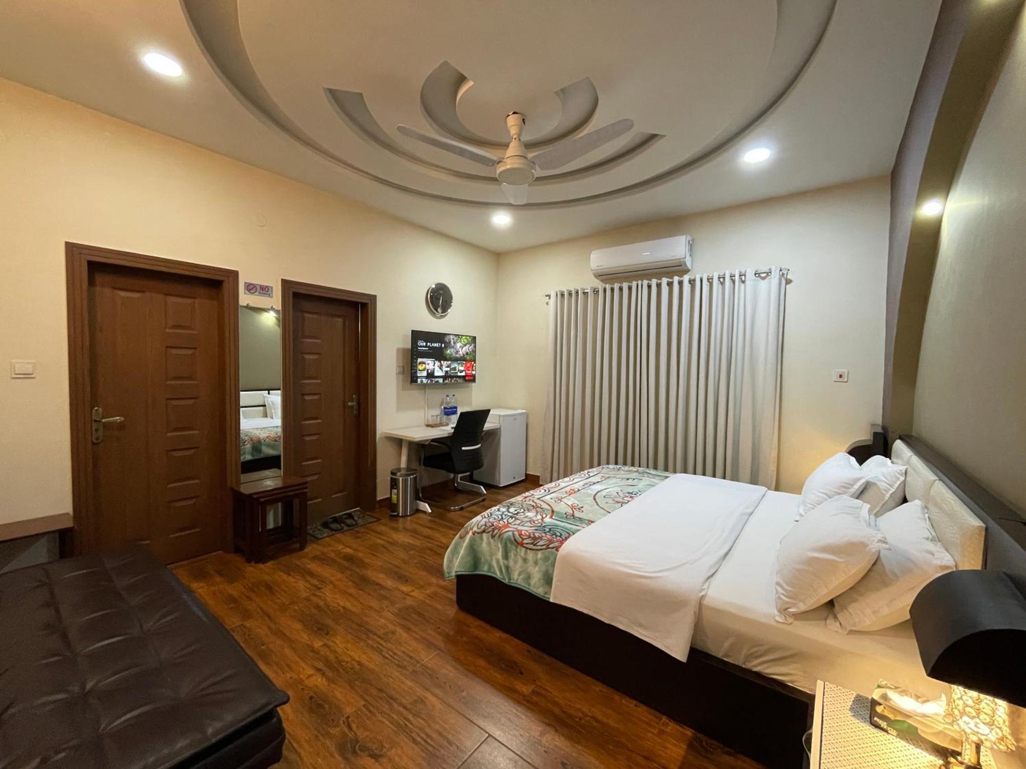 Alpha Guest House Rawalpindi Buitenkant foto