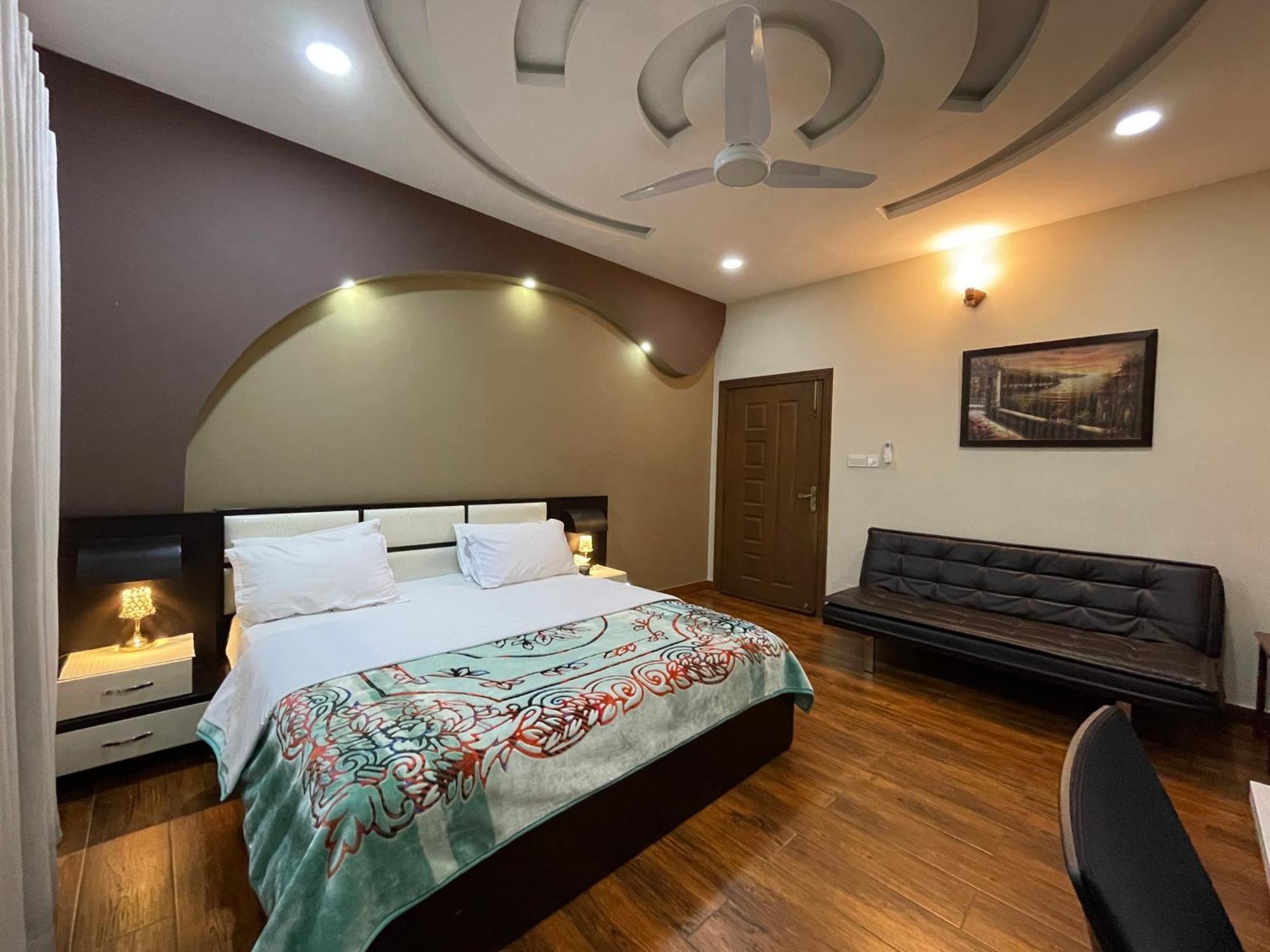 Alpha Guest House Rawalpindi Buitenkant foto