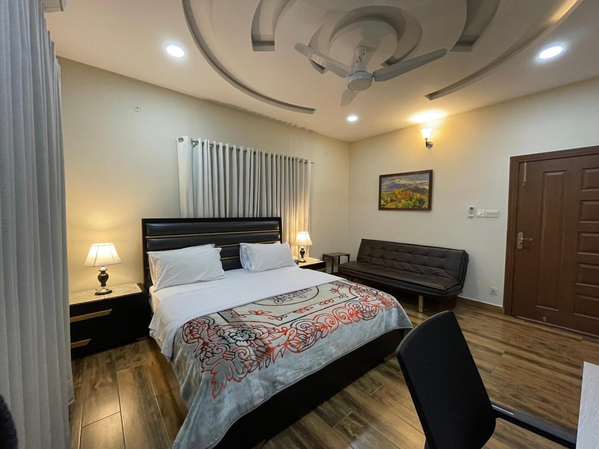 Alpha Guest House Rawalpindi Buitenkant foto