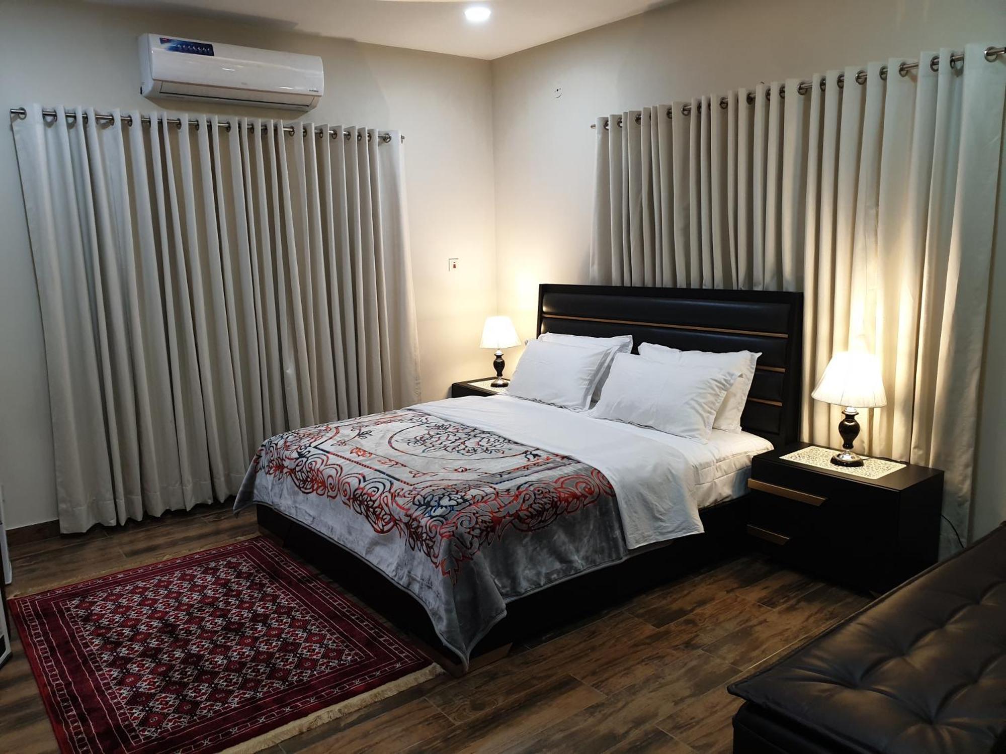 Alpha Guest House Rawalpindi Buitenkant foto