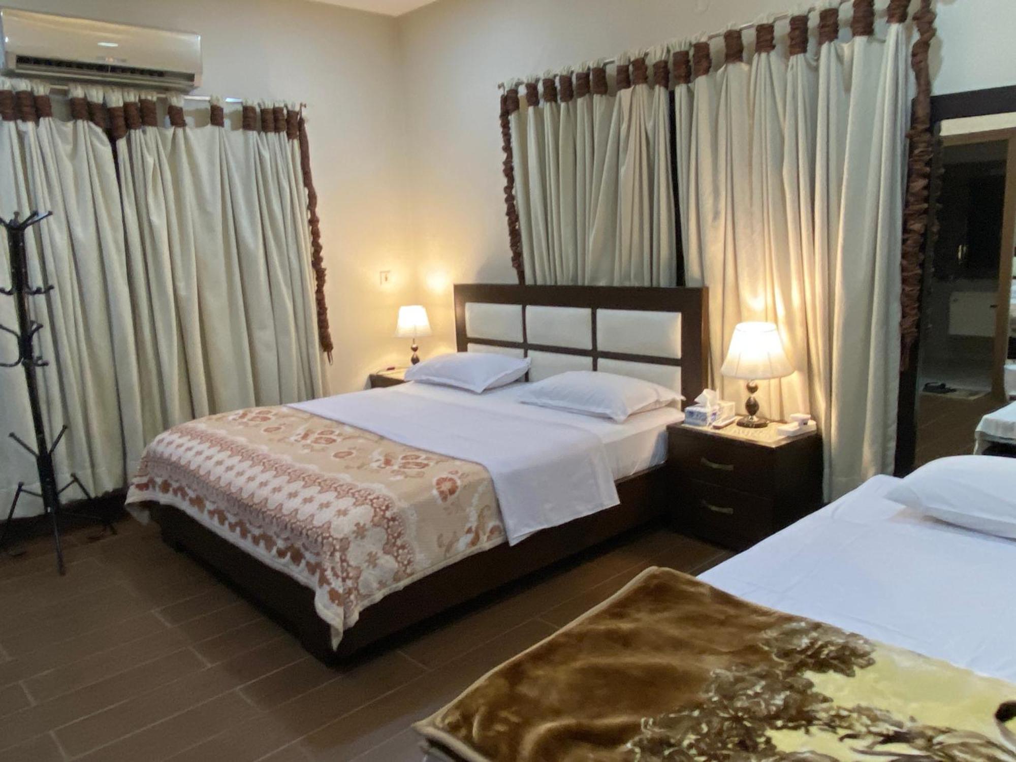 Alpha Guest House Rawalpindi Buitenkant foto
